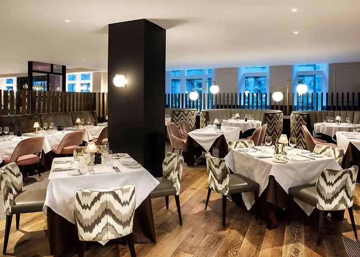 Luxury Hotels in Edinburgh near Grassmarket